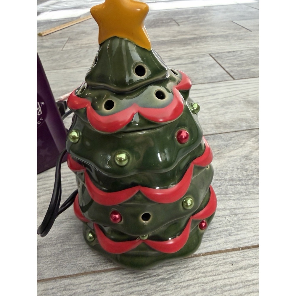 Scentsy Christmas Tree Wax Warmer Holiday Ceramic Full Size w Box Premium 23934